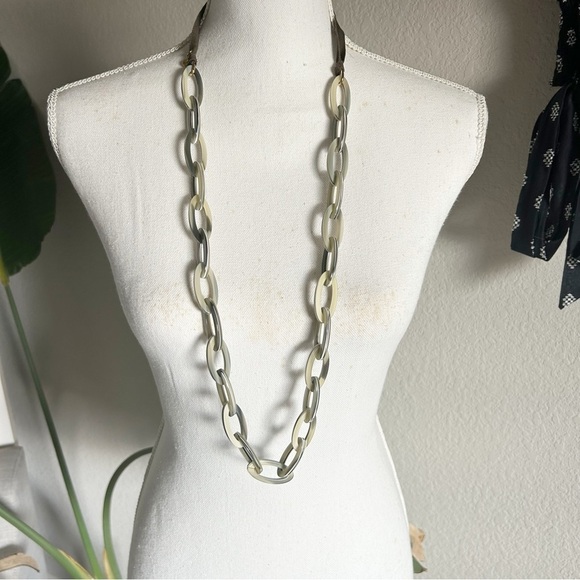 J. Crew Acrylic Chain Necklace  Green Ribbon Tie - Picture 1 of 6